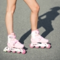 What troubles inline skaters