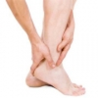 Pain in the heel when stepping on the foot - overloaded plantar fascia