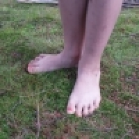 Do you have cold feet? warm them up by walking barefoot!